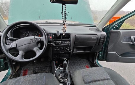 Volkswagen Polo III рестайлинг, 1998 год, 300 000 рублей, 13 фотография