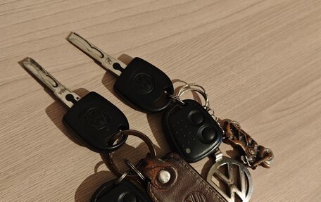 Volkswagen Polo III рестайлинг, 1998 год, 300 000 рублей, 16 фотография