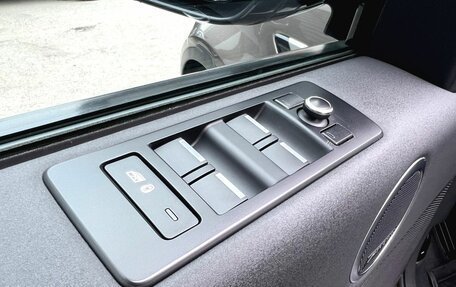 Land Rover Discovery IV, 2017 год, 3 090 000 рублей, 25 фотография