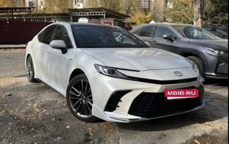 Toyota Camry, 2024 год, 2 800 000 рублей, 3 фотография