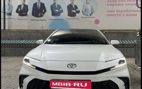 Toyota Camry, 2024 год, 2 800 000 рублей, 2 фотография