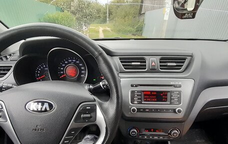 KIA Rio III рестайлинг, 2015 год, 810 000 рублей, 2 фотография