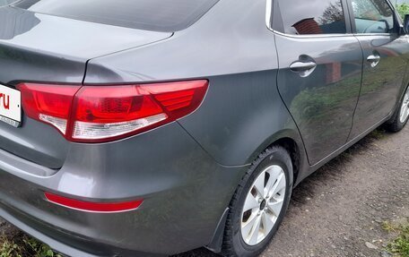 KIA Rio III рестайлинг, 2015 год, 810 000 рублей, 10 фотография