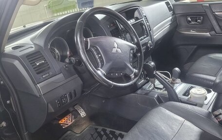 Mitsubishi Pajero IV, 2014 год, 2 550 000 рублей, 10 фотография