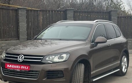 Volkswagen Touareg III, 2011 год, 2 550 000 рублей, 8 фотография