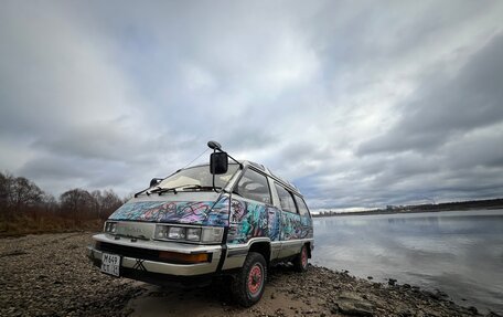 Toyota MasterAce Surf, 1989 год, 420 000 рублей, 2 фотография