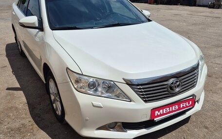 Toyota Camry, 2014 год, 1 830 000 рублей, 2 фотография