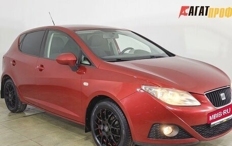 SEAT Ibiza IV рестайлинг 2, 2011 год, 690 000 рублей, 3 фотография
