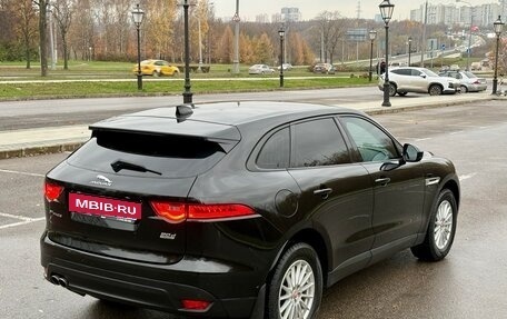 Jaguar F-Pace, 2017 год, 2 249 000 рублей, 19 фотография