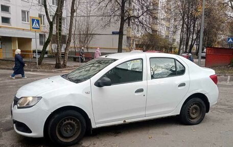 Renault Logan II, 2014 год, 450 000 рублей, 3 фотография