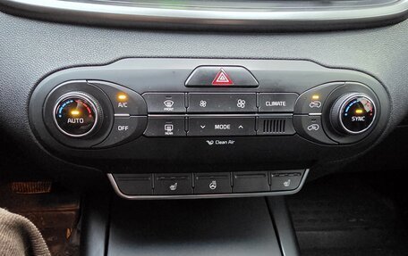 KIA Sorento III Prime рестайлинг, 2016 год, 2 600 000 рублей, 20 фотография