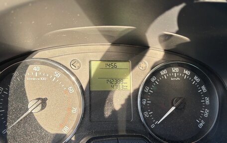 Skoda Fabia II, 2014 год, 800 000 рублей, 6 фотография