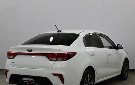 KIA Rio IV, 2018 год, 1 295 000 рублей, 4 фотография