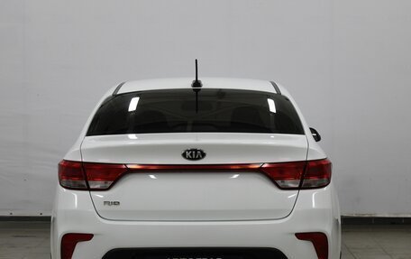 KIA Rio IV, 2018 год, 1 295 000 рублей, 6 фотография