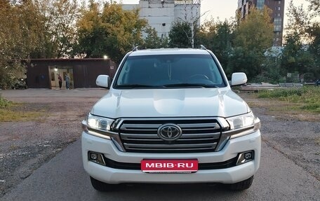 Toyota Land Cruiser 200, 2016 год, 6 300 000 рублей, 1 фотография
