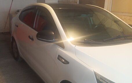 KIA Rio III рестайлинг, 2014 год, 620 000 рублей, 2 фотография