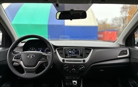 Hyundai Solaris II рестайлинг, 2017 год, 1 190 000 рублей, 10 фотография
