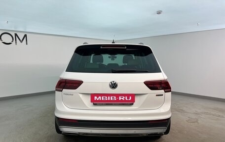 Volkswagen Tiguan II, 2020 год, 2 890 000 рублей, 4 фотография