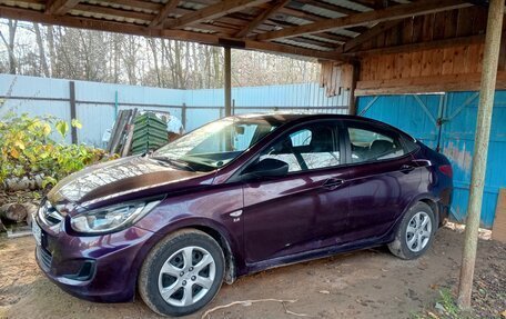 Hyundai Solaris II рестайлинг, 2012 год, 650 000 рублей, 2 фотография