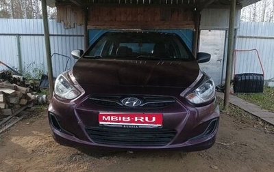 Hyundai Solaris II рестайлинг, 2012 год, 650 000 рублей, 1 фотография