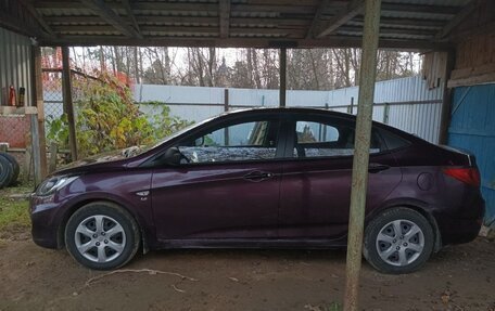 Hyundai Solaris II рестайлинг, 2012 год, 650 000 рублей, 6 фотография