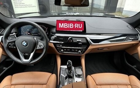 BMW 5 серия, 2020 год, 3 950 000 рублей, 13 фотография