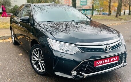Toyota Camry, 2017 год, 1 780 000 рублей, 5 фотография