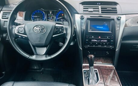 Toyota Camry, 2017 год, 1 780 000 рублей, 30 фотография