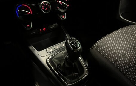 KIA Rio IV, 2020 год, 1 300 000 рублей, 14 фотография