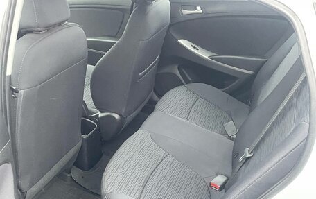 Hyundai Solaris II рестайлинг, 2016 год, 845 000 рублей, 10 фотография