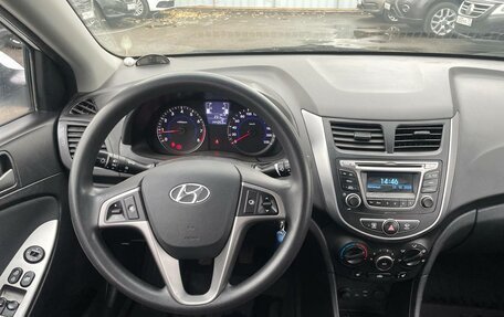 Hyundai Solaris II рестайлинг, 2016 год, 845 000 рублей, 12 фотография