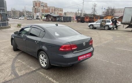 Volkswagen Passat B7, 2013 год, 950 000 рублей, 3 фотография