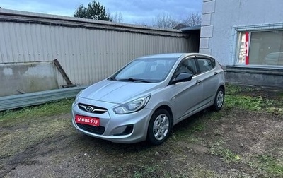 Hyundai Solaris II рестайлинг, 2013 год, 790 000 рублей, 1 фотография