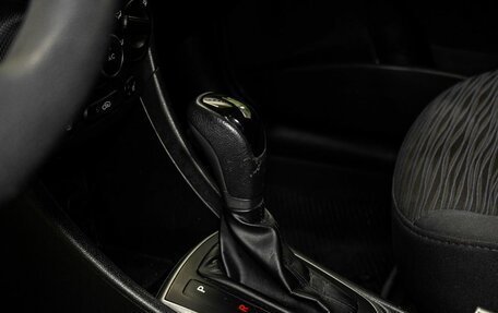 Hyundai Solaris II рестайлинг, 2015 год, 1 000 000 рублей, 22 фотография