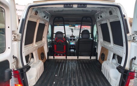 Peugeot Partner II рестайлинг 2, 2005 год, 490 000 рублей, 12 фотография