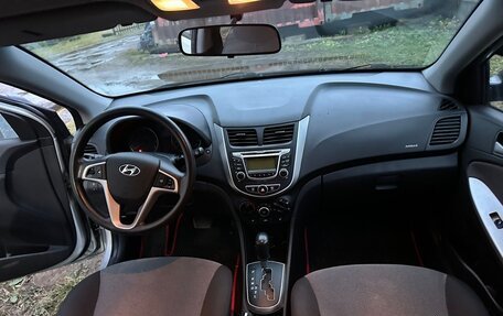 Hyundai Solaris II рестайлинг, 2013 год, 790 000 рублей, 12 фотография