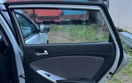 Hyundai Solaris II рестайлинг, 2013 год, 790 000 рублей, 19 фотография