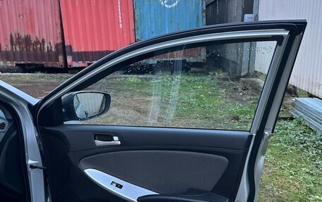 Hyundai Solaris II рестайлинг, 2013 год, 790 000 рублей, 22 фотография