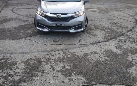 Honda Shuttle II, 2017 год, 1 800 000 рублей, 4 фотография