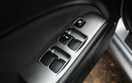 Mitsubishi Outlander III рестайлинг 3, 2006 год, 549 000 рублей, 9 фотография