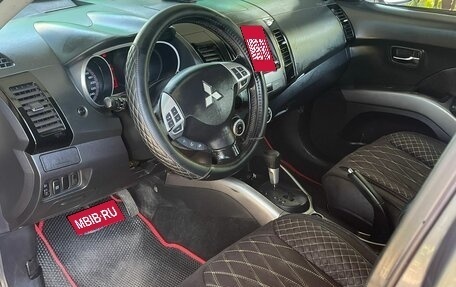 Mitsubishi Outlander III рестайлинг 3, 2008 год, 830 000 рублей, 4 фотография