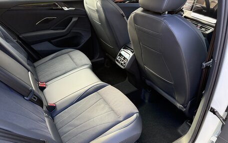 Volkswagen Tiguan, 2025 год, 4 750 000 рублей, 23 фотография