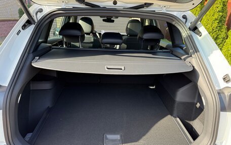 Volkswagen Tiguan, 2025 год, 4 750 000 рублей, 25 фотография