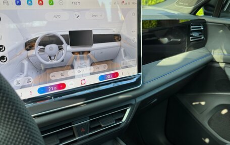 Volkswagen Tiguan, 2025 год, 4 750 000 рублей, 27 фотография