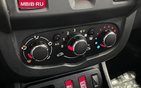 Renault Duster I рестайлинг, 2016 год, 1 020 000 рублей, 15 фотография