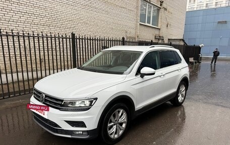 Volkswagen Tiguan II, 2018 год, 2 850 000 рублей, 2 фотография