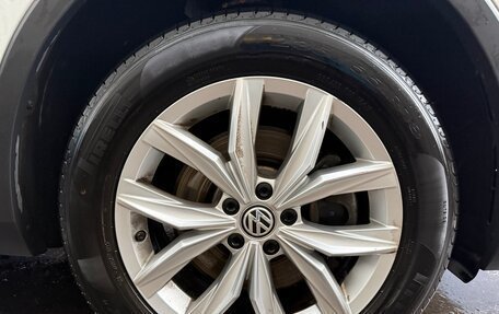 Volkswagen Tiguan II, 2018 год, 2 850 000 рублей, 15 фотография