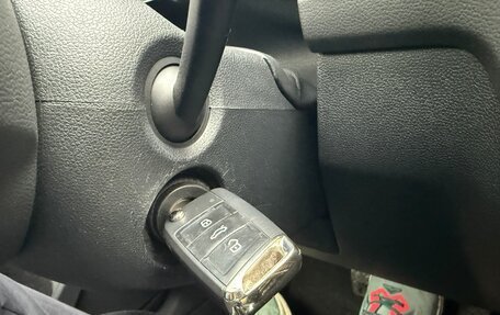 Volkswagen Tiguan II, 2018 год, 2 850 000 рублей, 33 фотография