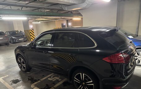 Porsche Cayenne III, 2012 год, 2 350 000 рублей, 4 фотография