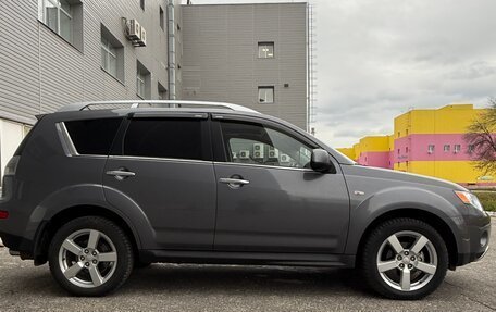 Mitsubishi Outlander III рестайлинг 3, 2008 год, 990 000 рублей, 8 фотография